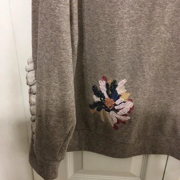 Vintage America Blues Embroidered/Beaded Sweatshirt - Picture 5 of 8